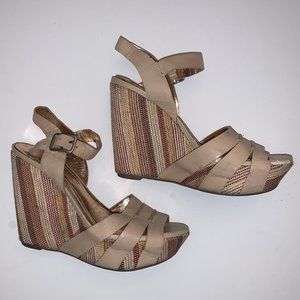 BCBGeneration Beige Striped T-Strap Wedge Platform Shoes 6
